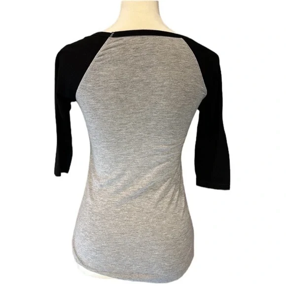 (Sold) Charlie Brown & Snoopy Gray BLUE SKY The Peanuts Movie T Shirt Size XS - Picture 3 of 10